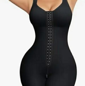 Faja Colombiana Sleek Black Shapewear with Lace Detail